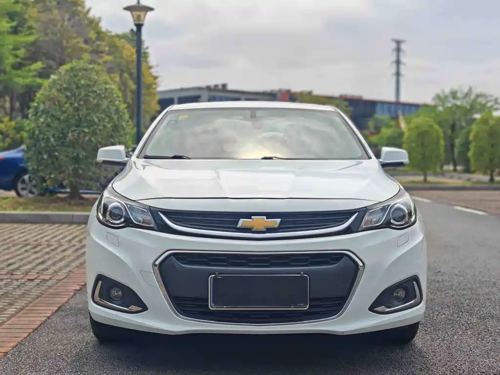 Chevrolet Malibu 2017 — фото 2