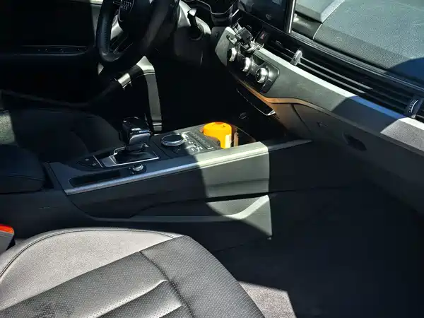 Audi A4L 2018