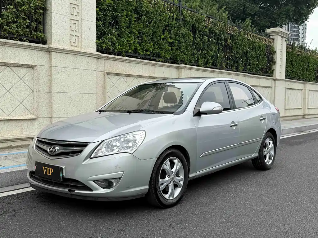 Hyundai Yuedong 2011
