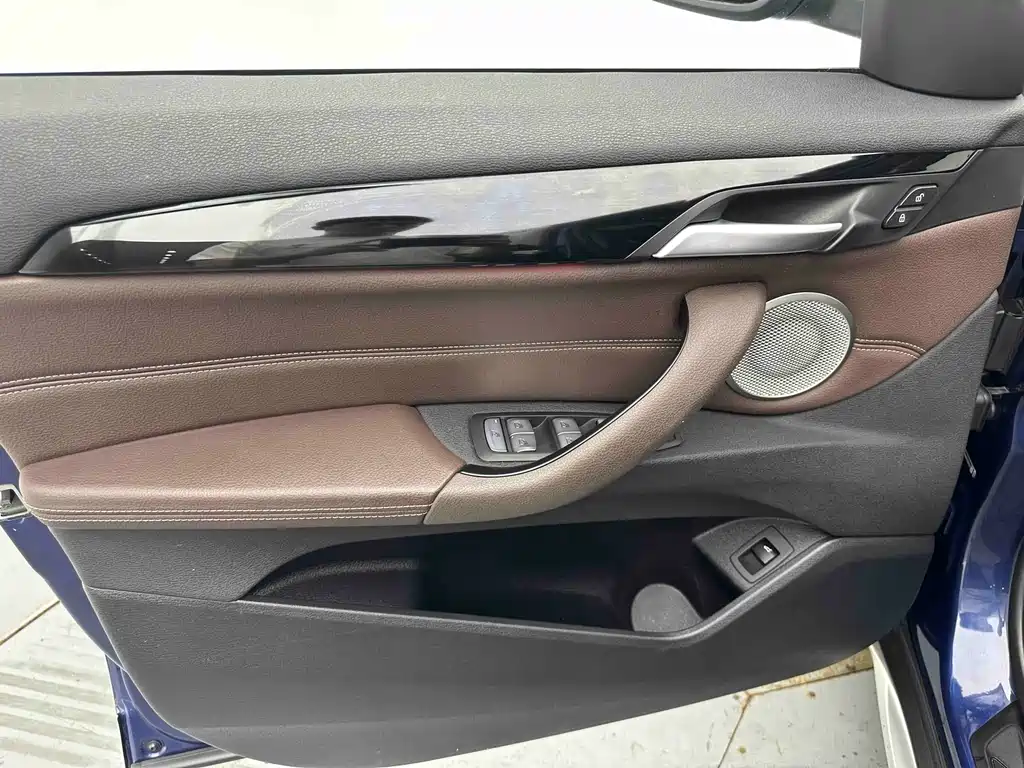 BMW X1 2022 — фото 10