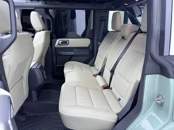 Ford Bronco 2025