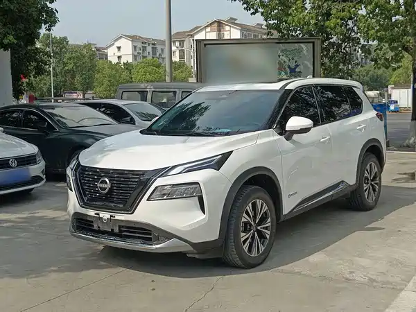Nissan X-Trail 2024