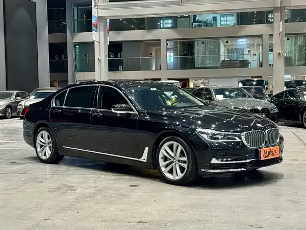 BMW 7 Series 2019