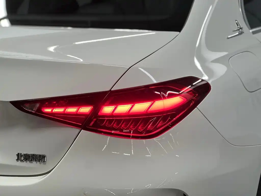 Mercedes-Benz C-Class 2022 — фото 4
