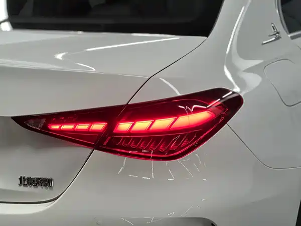 Mercedes-Benz C-Class 2022