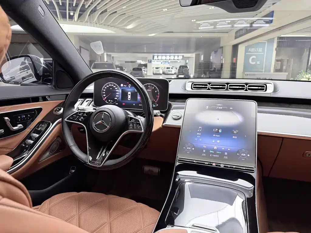 Mercedes-Benz S-Class 2025 — фото 24