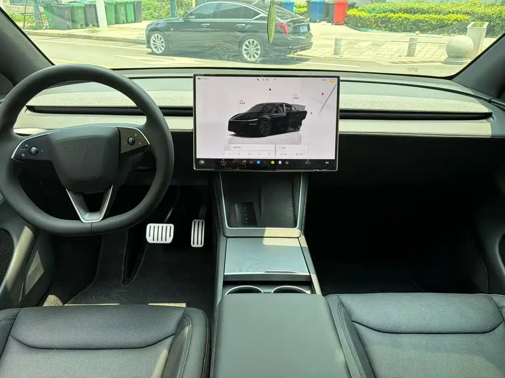 Tesla Model Y 2026