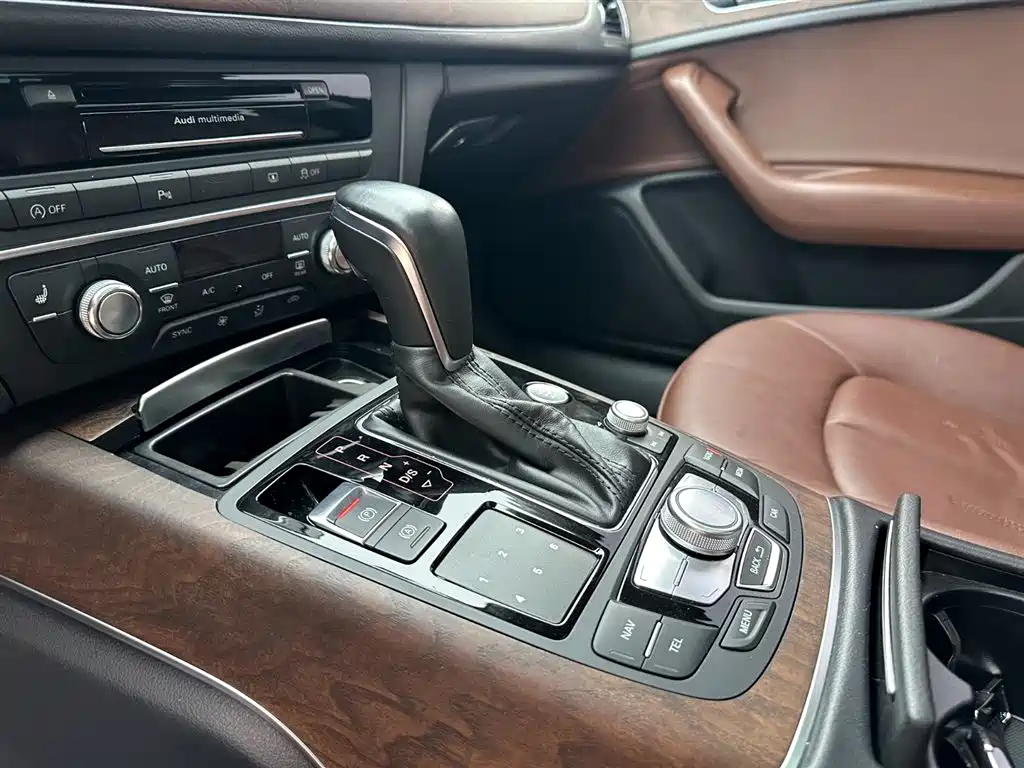 Audi A6L 2018 — фото 16