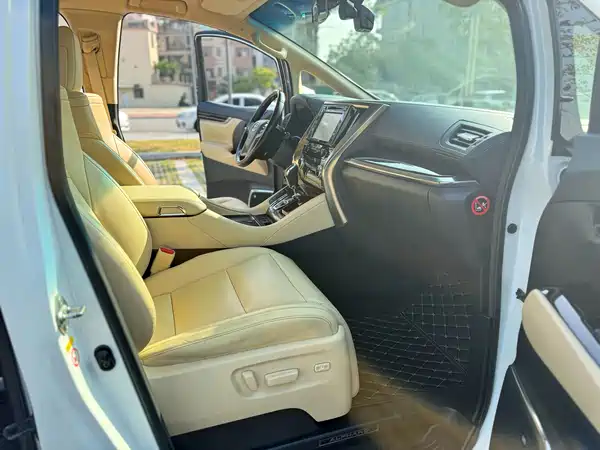 Toyota Alphard 2017