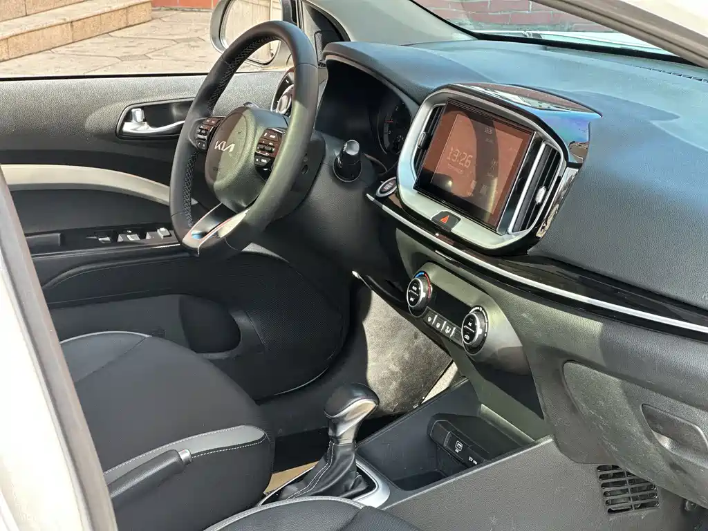 Kia KX1 2023 — фото 10