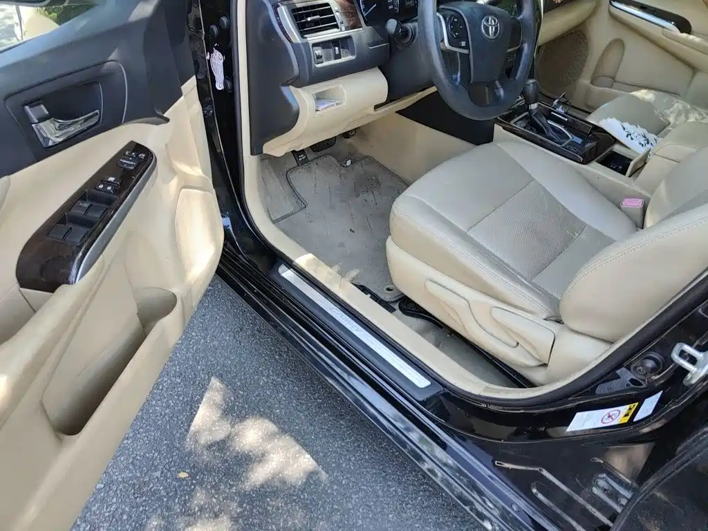 Toyota Camry 2017 — фото 14