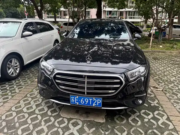 Mercedes-Benz E-Class 2025