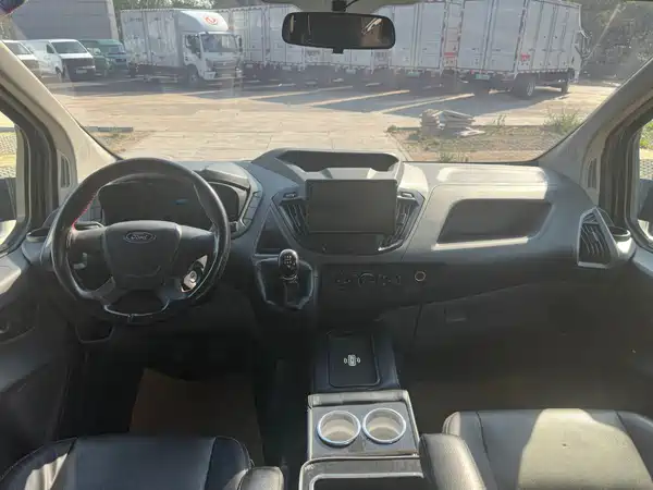 Ford Transit 2019