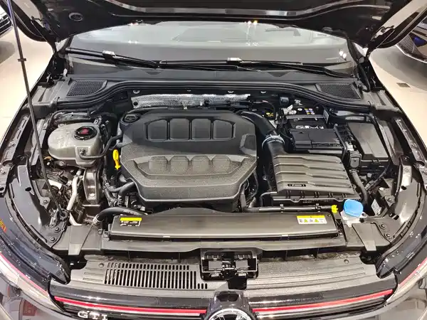 Volkswagen Golf GTI 2025