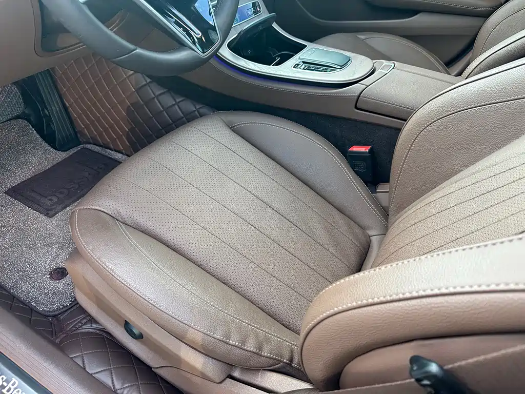 Mercedes-Benz E-Class 2023 — фото 19