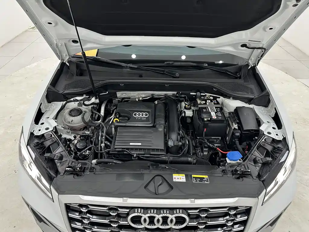 Audi Q2L 2023 — фото 17