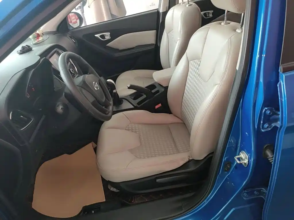 GAC Motor Trumpchi GA3S 2015 — фото 15