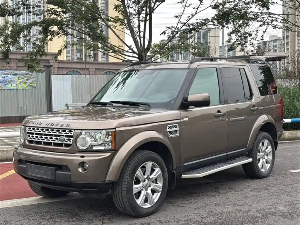 Land Rover Discovery 2013 — фото 1