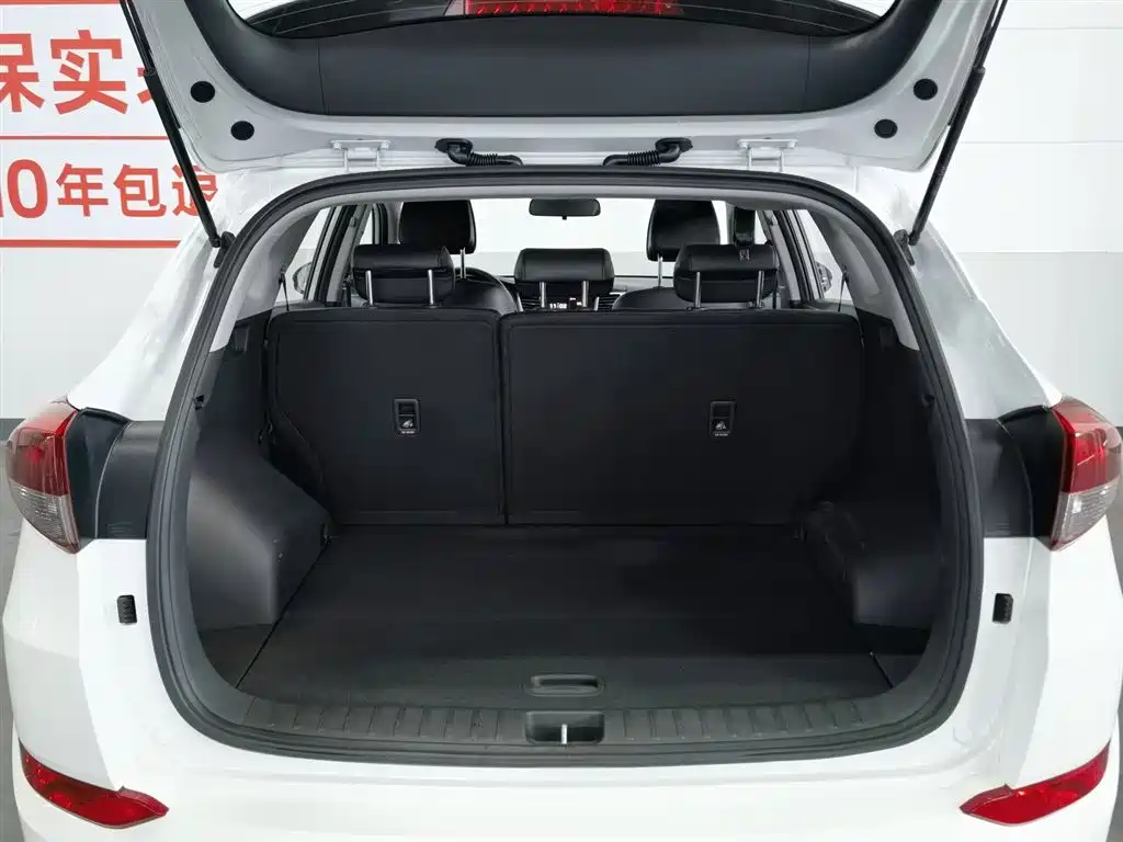 Hyundai Tucson 2016 — фото 16