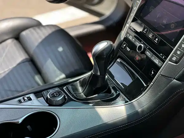 Infiniti Q50 2014