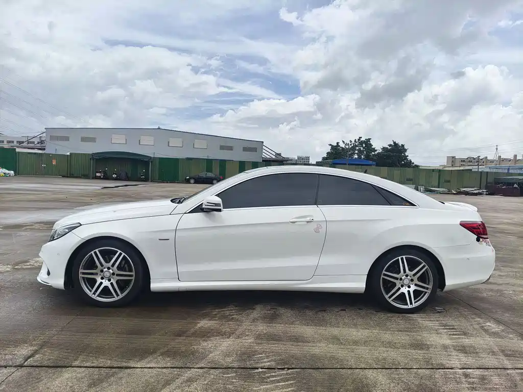 Mercedes-Benz E-Class 2016