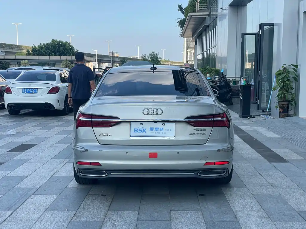 Audi A6L 2020 — фото 13