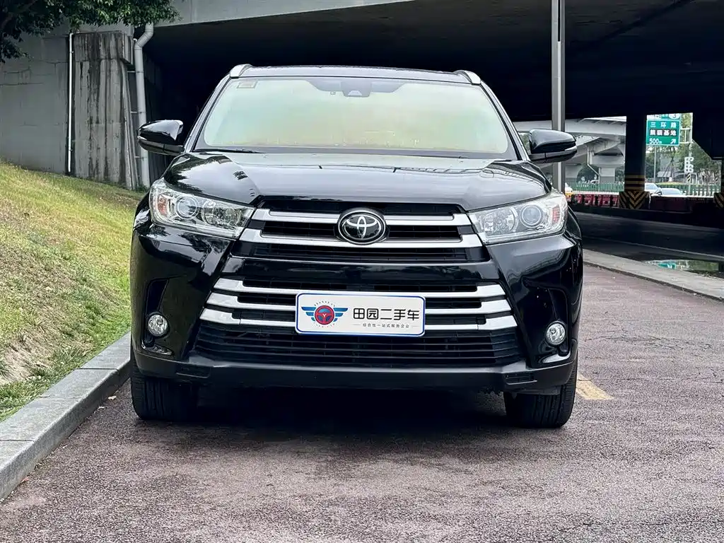 Toyota Highlander 2020 — фото 2