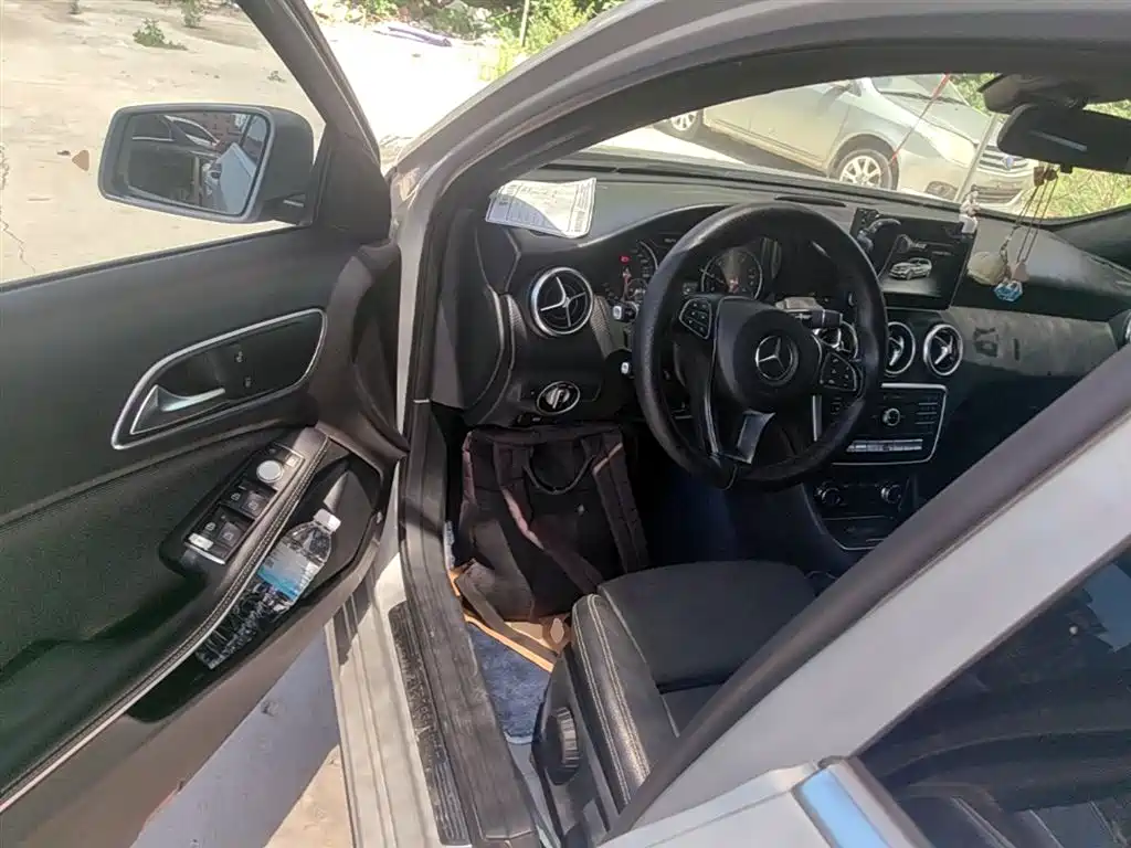 Mercedes-Benz A-Class 2016 — фото 16