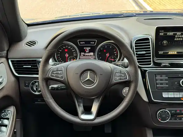 Mercedes-Benz GLE 2018