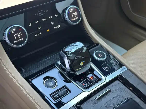 Jaguar XFL 2024