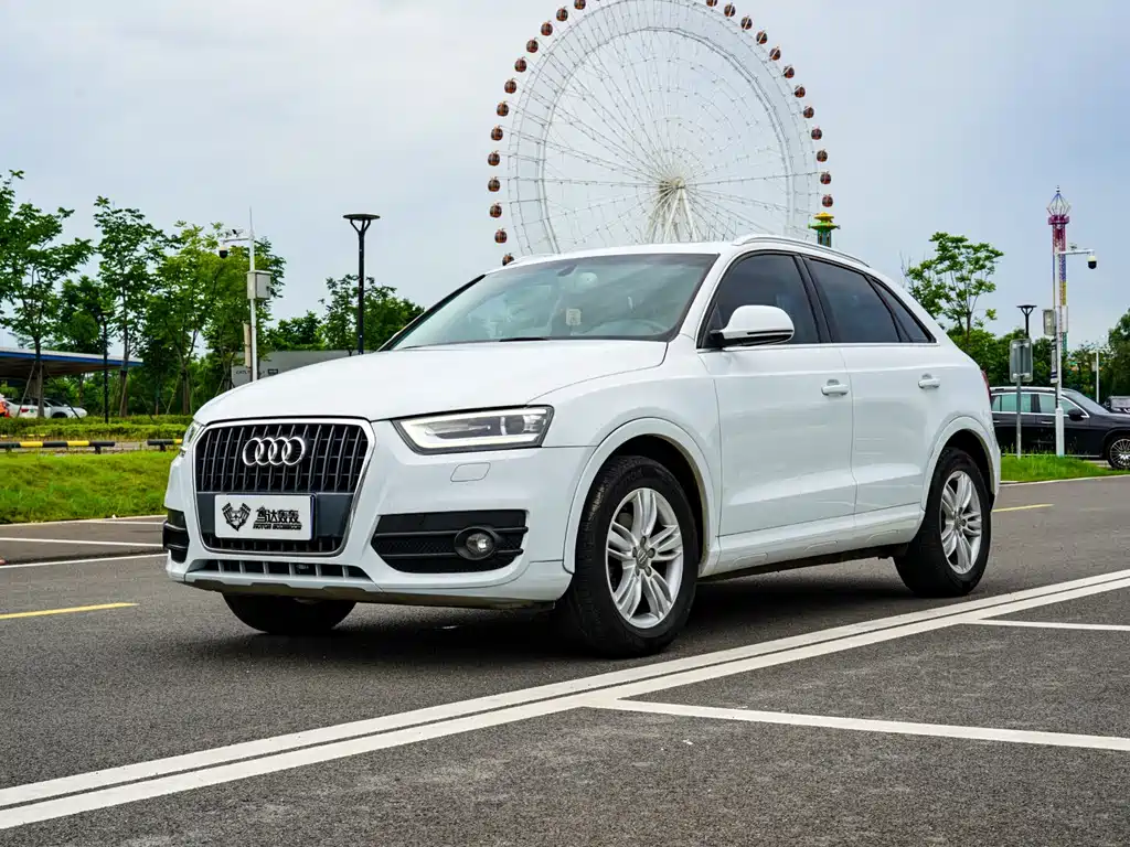 Audi Q3 2014