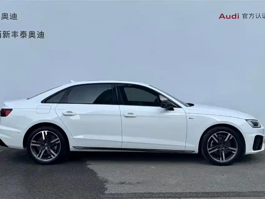 Audi A4L 2022 — фото 4