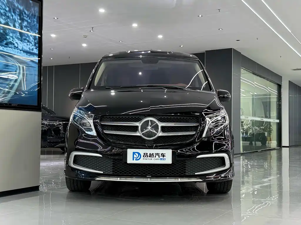 Mercedes-Benz Vito 2023 — фото 2