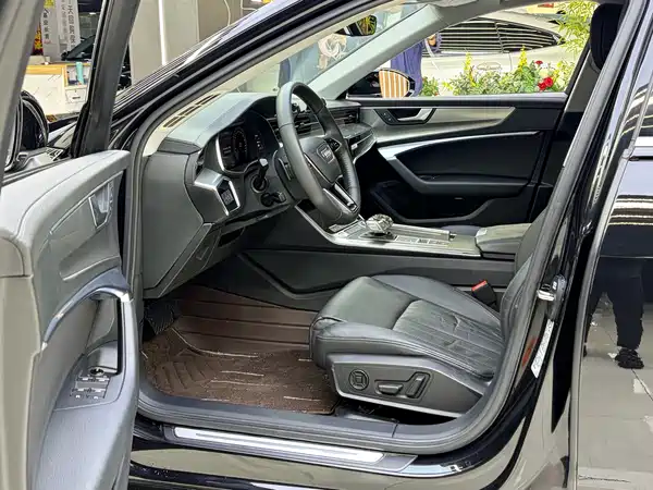 Audi A6L 2020