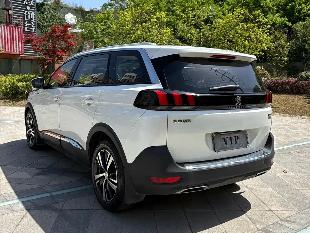 Peugeot 5008 2018 — фото 4