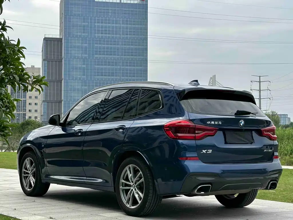 BMW X3 2018 — фото 27