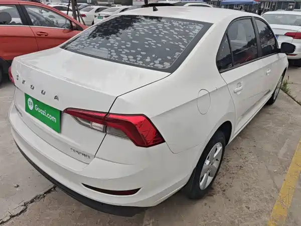 Skoda Rapid 2021
