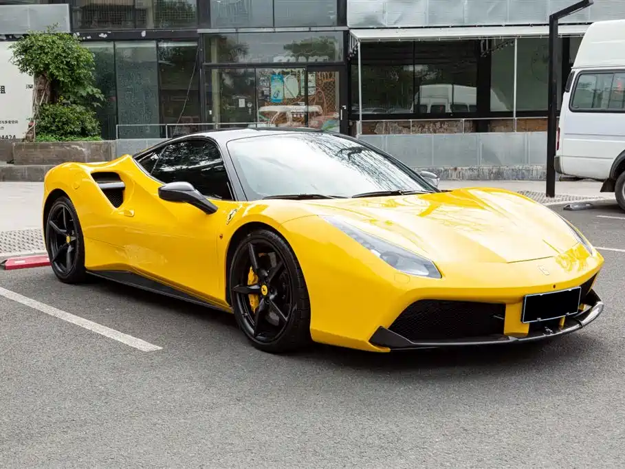 Ferrari 488 2018 — фото 5