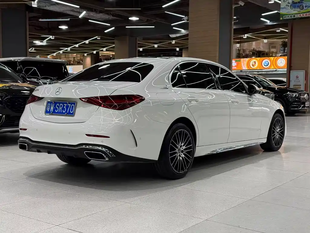 Mercedes-Benz C-Class 2022 — фото 10