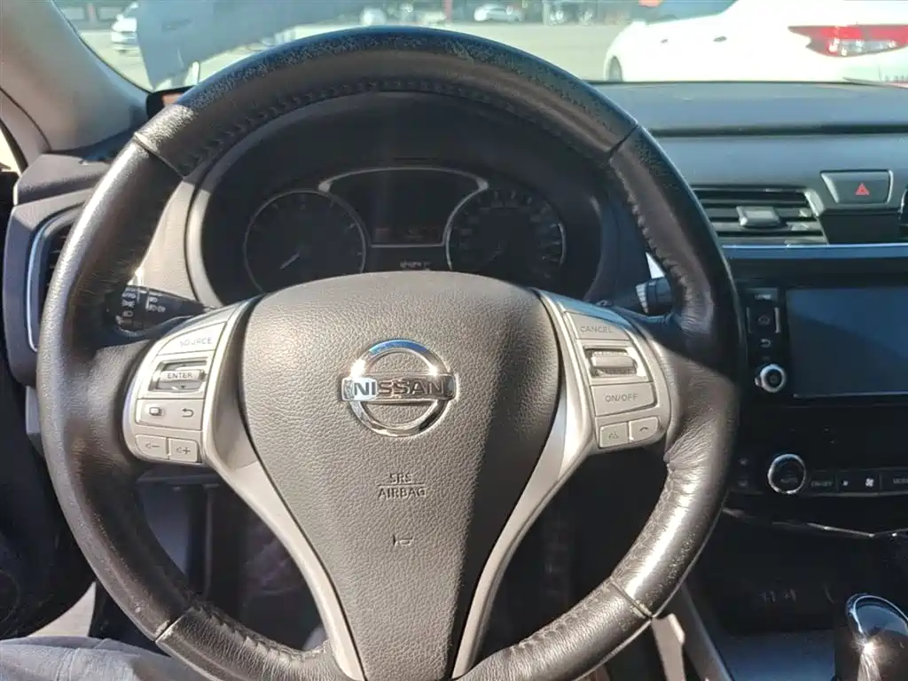 Nissan Teana 2017 — фото 11
