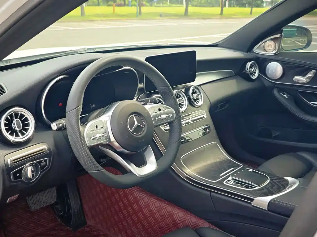 Mercedes-Benz C-Class 2020