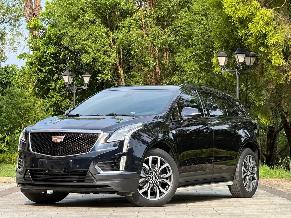 Cadillac XT5 2022 — фото 2