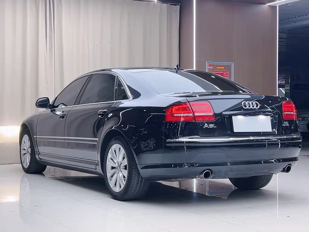 Audi A8 2008 — фото 17