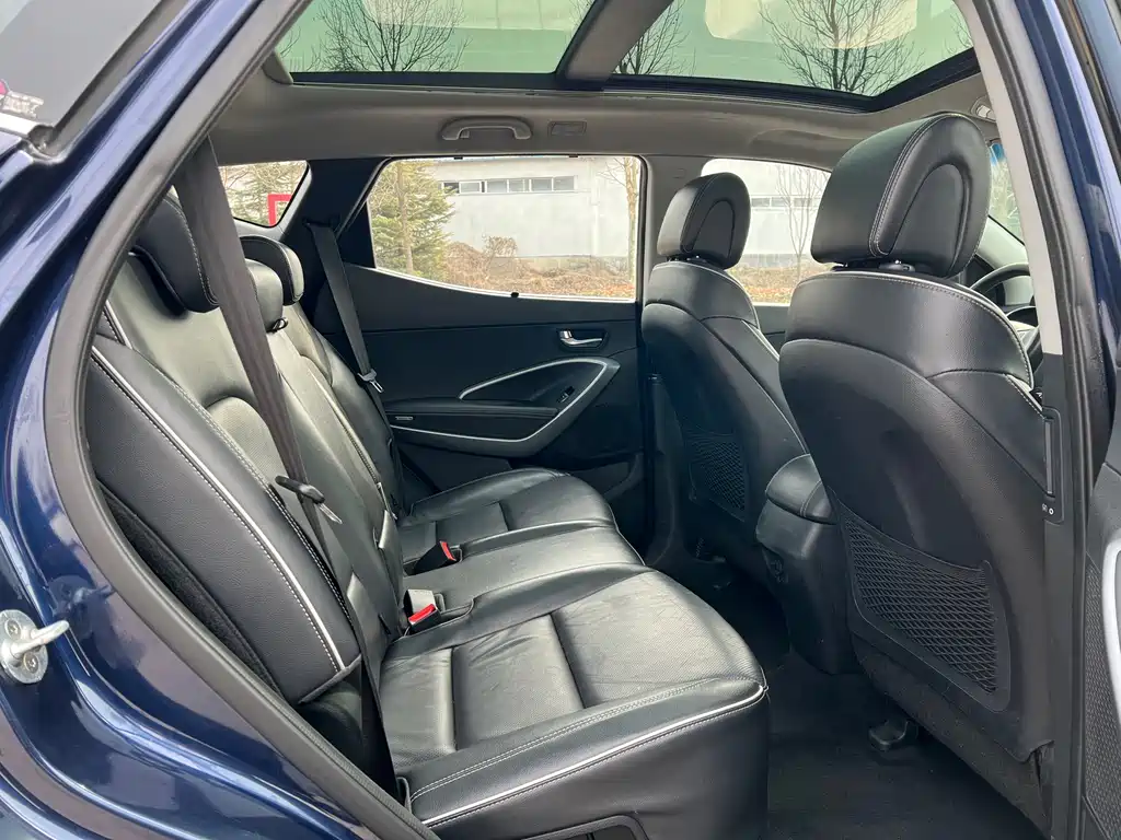 Hyundai Santa Fe 2017 — фото 13