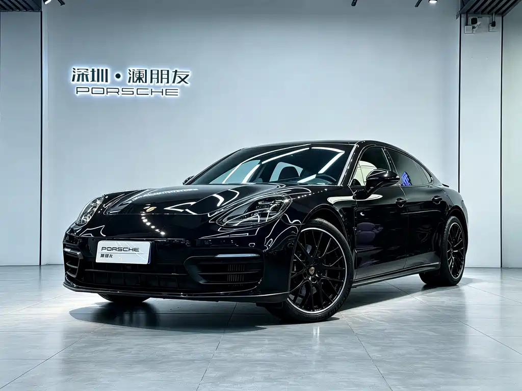 Porsche Panamera 2023