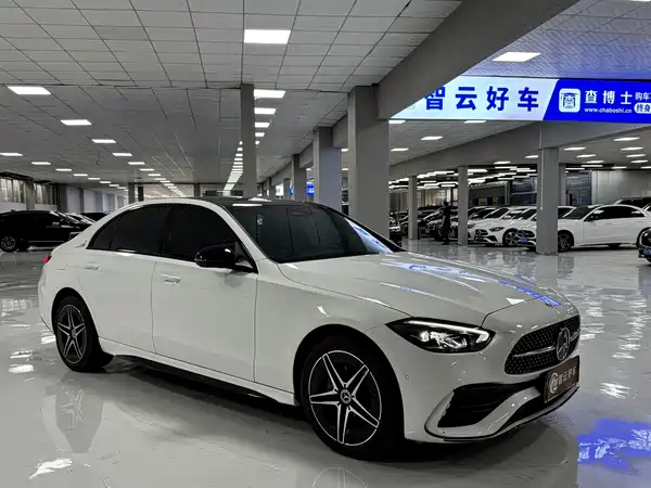 Mercedes-Benz C-Class 2025