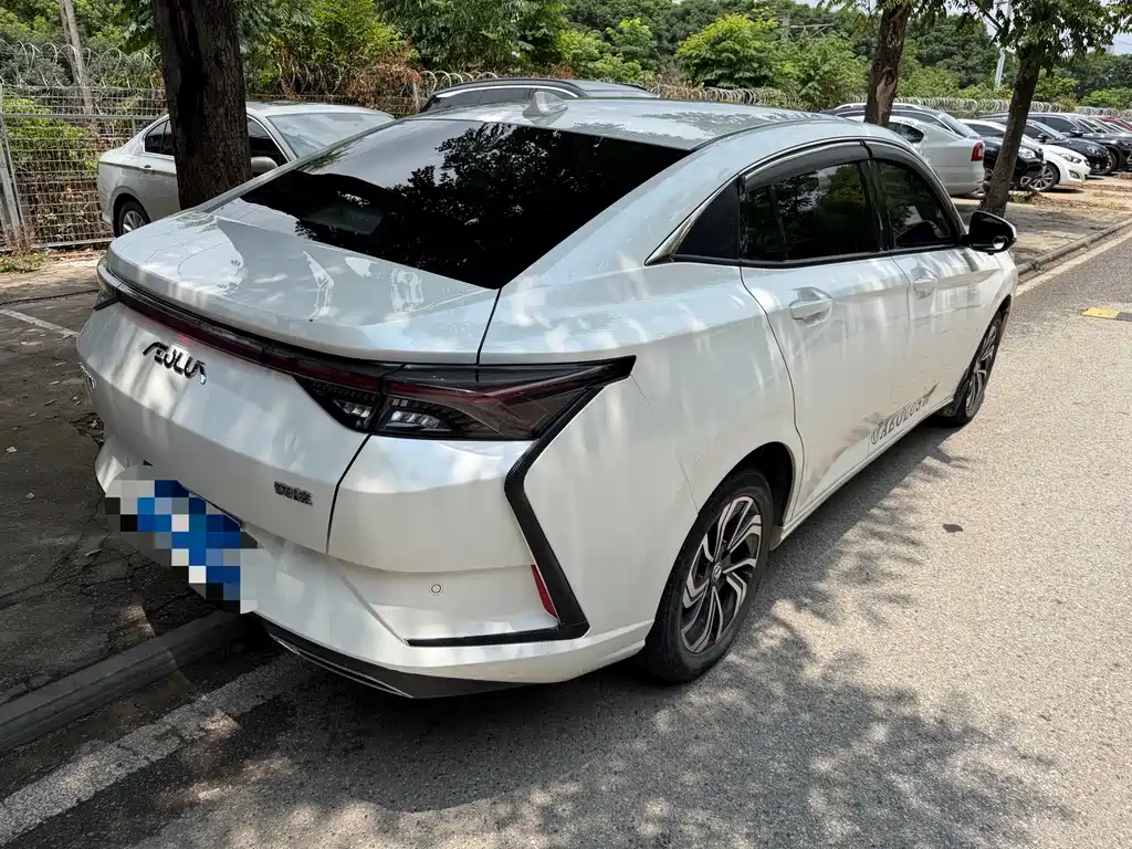 Dongfeng Yixuan 2021