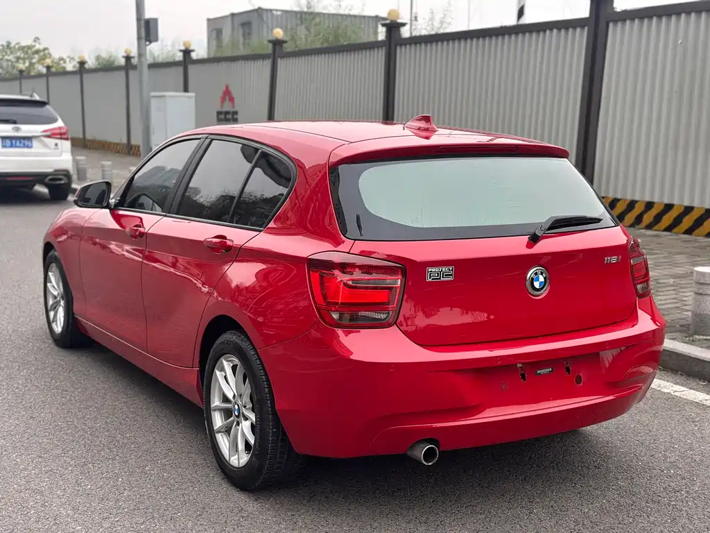 BMW 1 Series 2013 — фото 14
