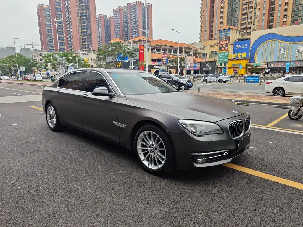 BMW 7 Series 2015 — фото 3