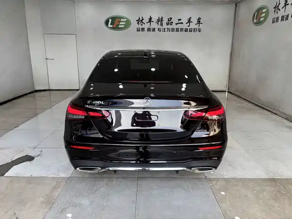 Mercedes-Benz E-Class 2023